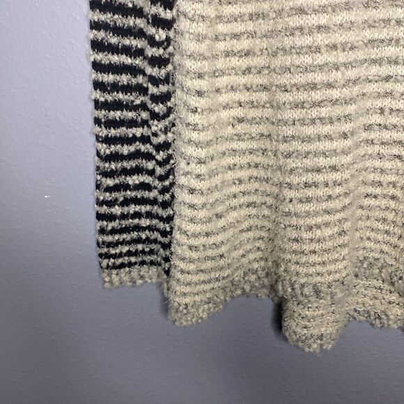 Ann Taylor Loft Fuzzy Striped Knit Soft Sweater Size Large - Picture 6 of 11